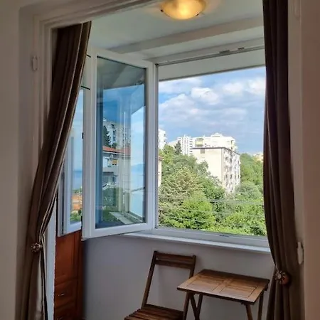 Apartman Luka Rijeka Exterior photo